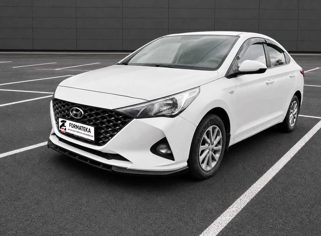 картинка Сплиттер под передний бампер Hyundai Solaris 2 рестайлинг - текстура vonard customs 