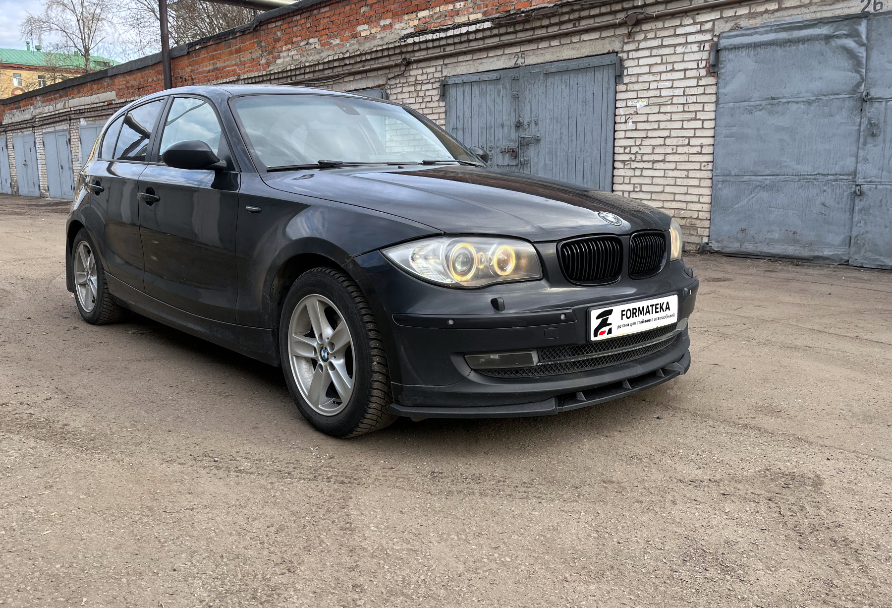 картинка Сплиттер переднего бампера BMW E87 рестайлинг - текстура vonard customs 