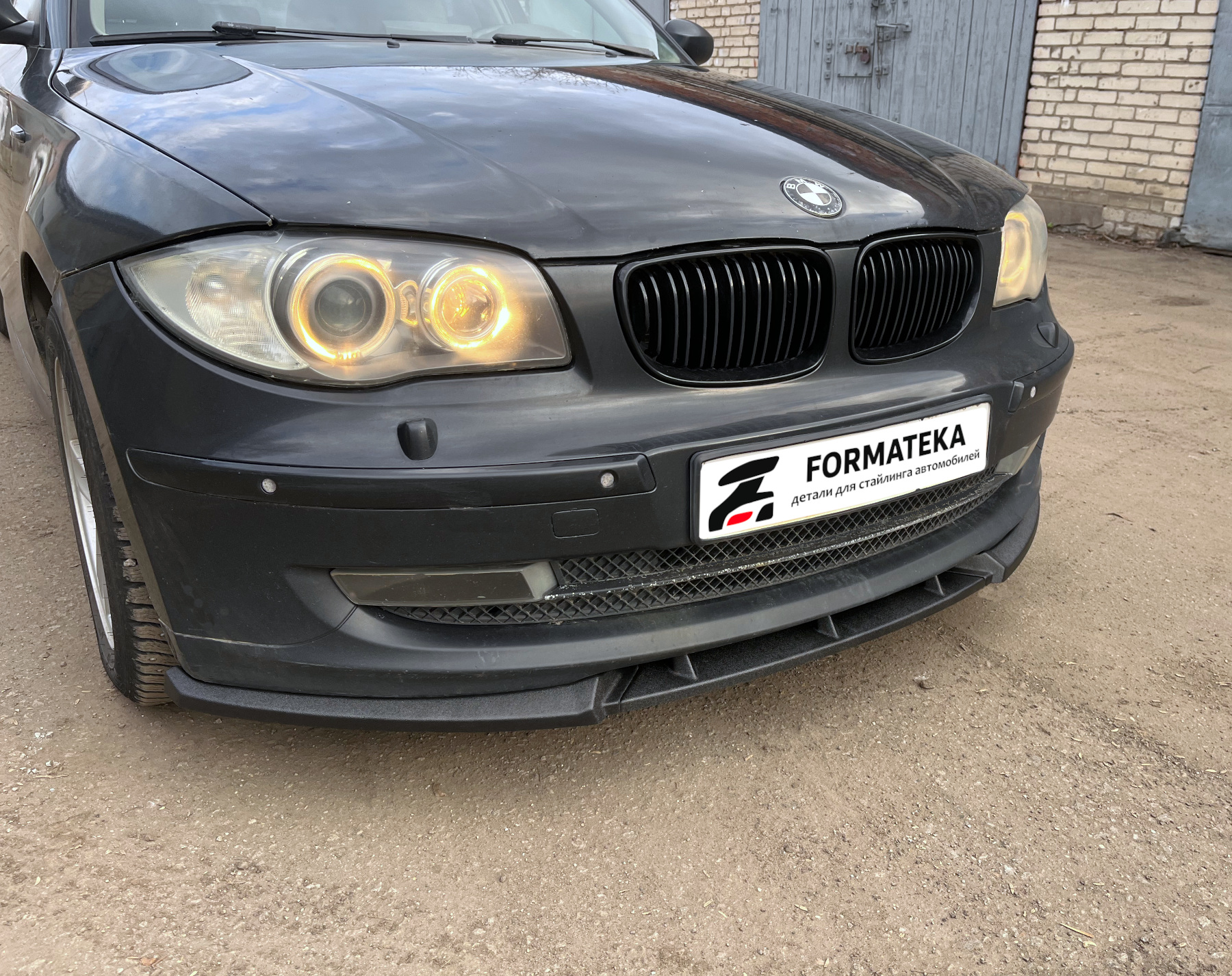 картинка Сплиттер переднего бампера BMW E87 рестайлинг - текстура vonard customs 